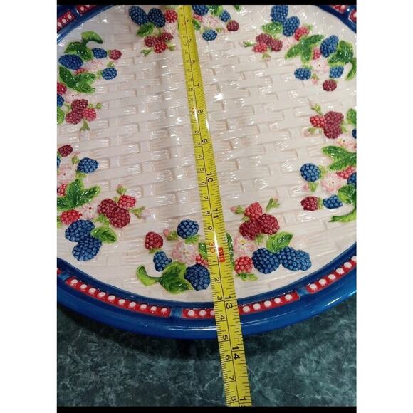 Temp Tations Figural fruit Mixed Berries Platter Tray Large Handles Basket Weave - Picture 6 of 8